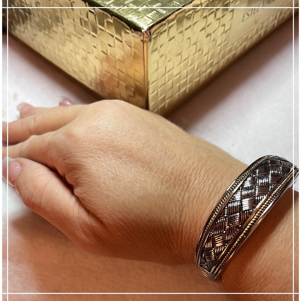 Unbranded Basketweave Hinged Bangle Bracelet Women OS Silver Gold ExcellentWoven